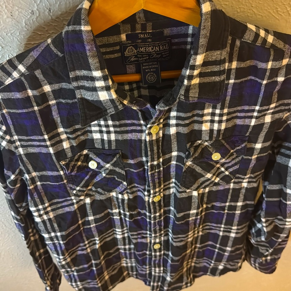 🔥American Eagle Men's Black and Blue Checkered Shirt🔥